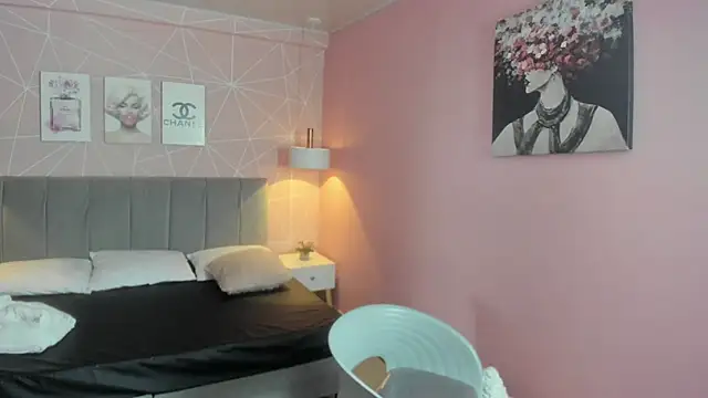 zara  sweet online show from 03/18/26, 02:52