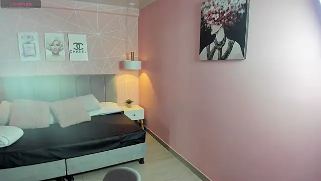 zara  sweet online show from 11/06/25, 01:48