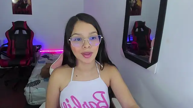 jessi and boy online show from 12/13/25, 08:04