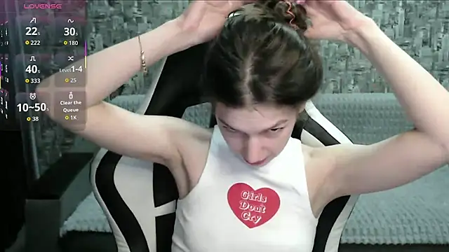 Snapshot of MissMiaCutie chatting on 10/13/25, 01:45 MissMiaCutie online show from 10/13/25, 01:45