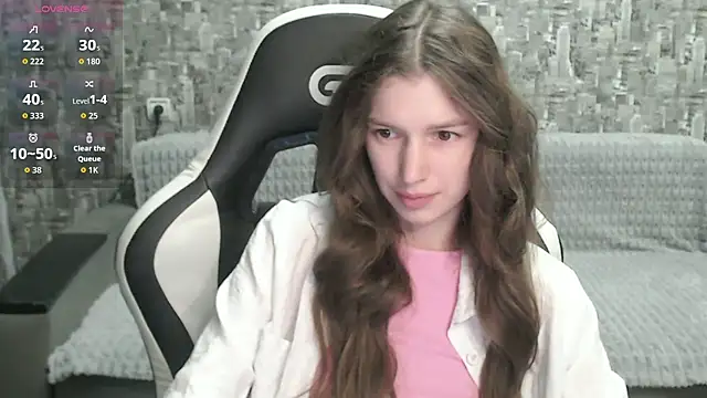 Snapshot of MissMiaCutie chatting on 09/29/25, 12:22 MissMiaCutie online show from 09/29/25, 12:22