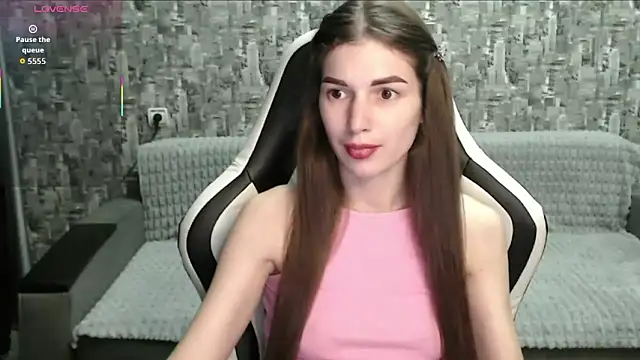 Snapshot of MissMiaCutie chatting on 10/16/25, 01:30 MissMiaCutie online show from 10/16/25, 01:30