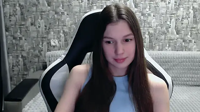 Snapshot of MissMiaCutie chatting on 03/05/25, 04:46 MissMiaCutie online show from 03/05/25, 04:46
