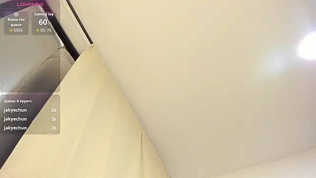 Kylie2211 online show from 03/27/26, 08:26