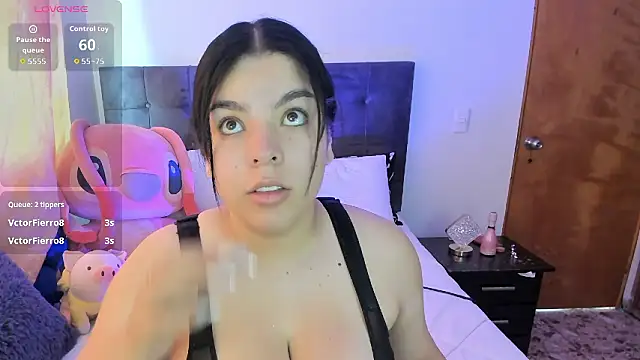 Kylie2211 online show from 01/09/26, 04:03