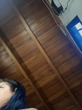 Kylie2211 online show from 11/21/25, 11:09