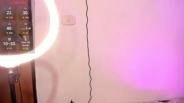 Kylie2211 online show from 11/20/25, 05:30