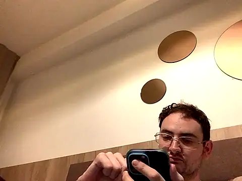 Hebrewhammers42 online show from 11/12/25, 04:55