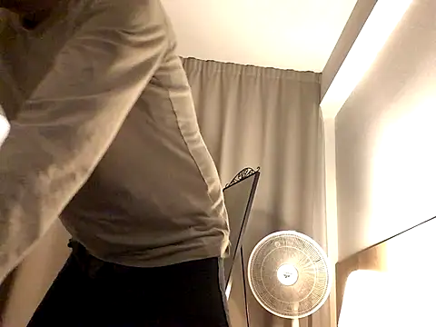 Hebrewhammers42 online show from 12/17/25, 07:41