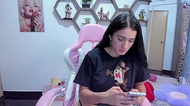 SharonSander online show from 05/07/26, 12:26