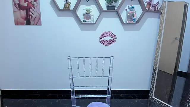 SharonSander online show from 11/06/25, 10:14