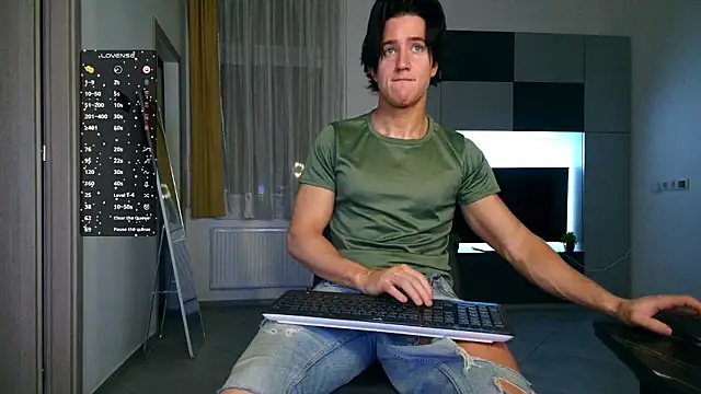 ChristianLevine  online show from 03/07/26, 04:41