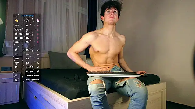 ChristianLevine  online show from 04/16/26, 05:08