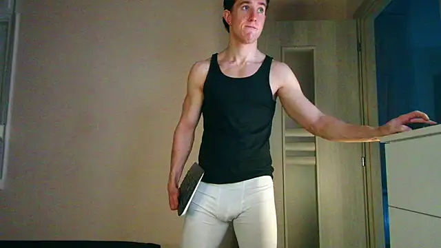 Snapshot of ChristianLevine_ chatting on 07/12/26, 07:37 ChristianLevine online show from 07/12/26, 07:37