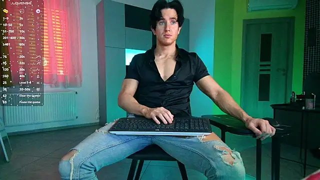 ChristianLevine  online show from 05/14/26, 08:44