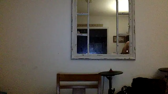 Snapshot of sirchubster chatting on 05/08/26, 07:34 sirchubster online show from 05/08/26, 07:34