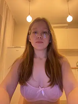 Eva Weyne online show from 10/14/25, 08:20