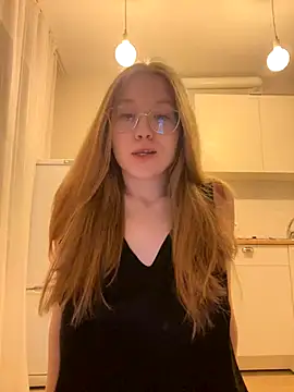 Eva Weyne online show from 11/15/25, 08:13