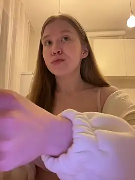 Eva Weyne online show from 02/25/26, 08:19