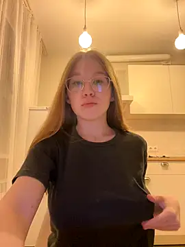 Eva Weyne online show from 11/01/25, 07:41