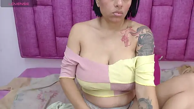 LindaKardi online show from 06/02/26, 12:05