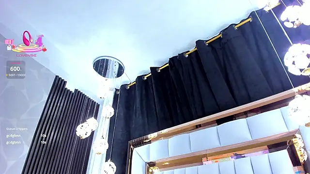 SarayRoyse online show from 01/11/26, 07:32