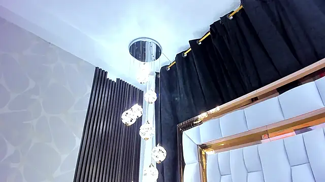 SarayRoyse online show from 01/15/26, 07:28