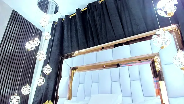 SarayRoyse online show from 03/19/25, 07:17