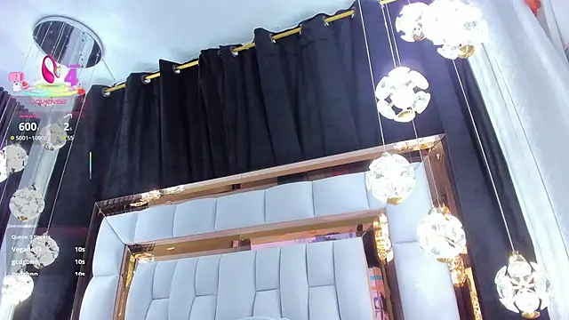 SarayRoyse online show from 12/22/25, 07:25