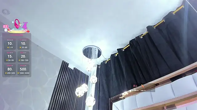 SarayRoyse online show from 10/07/25, 07:37