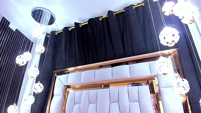 SarayRoyse online show from 01/16/26, 07:29