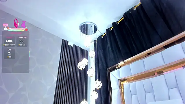 SarayRoyse online show from 11/06/25, 07:29