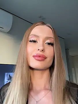 Sweet  Milly online show from 09/25/25, 02:01