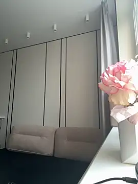 Sweet  Milly online show from 10/19/25, 12:52