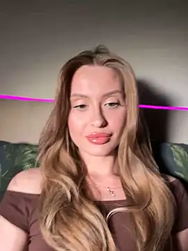 Sweet  Milly online show from 04/08/26, 08:32