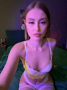 Sweet  Milly online show from 01/10/25, 07:00