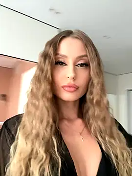 Sweet  Milly online show from 09/11/25, 01:11