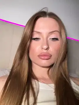 Sweet  Milly online show from 05/20/26, 06:05