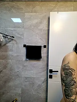 Esmertarcinim online show from 02/25/25, 01:00