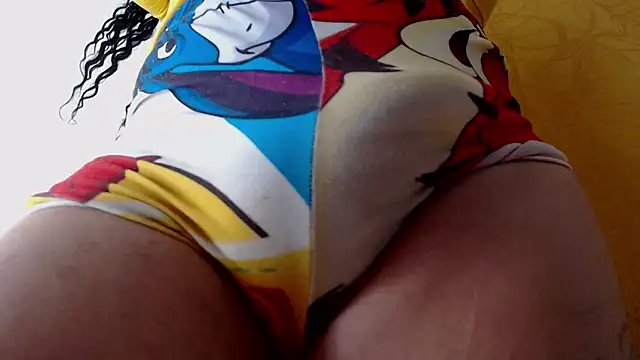 Snapshot of Queenvalery21cm chatting on 01/11/25, 11:46 Queenvalery21cm online show from 01/11/25, 11:46