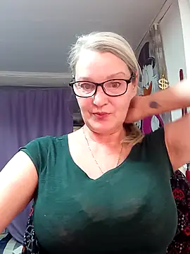 irinamaux online show from 02/19/26, 11:56