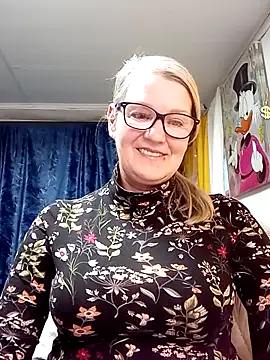 irinamaux online show from 04/02/26, 04:02