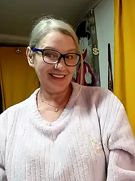 irinamaux online show from 03/29/26, 12:01