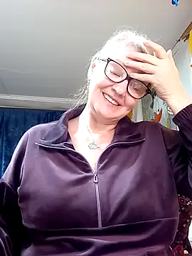 irinamaux online show from 04/15/26, 02:06