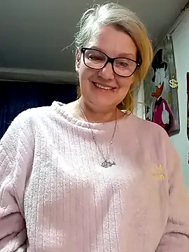 irinamaux online show from 04/07/26, 01:24