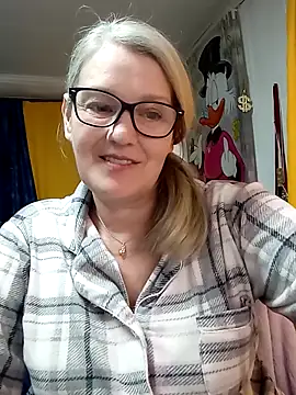 irinamaux online show from 03/27/26, 05:27