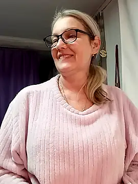 irinamaux online show from 02/07/26, 07:49