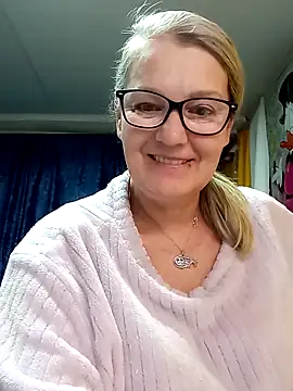 irinamaux online show from 04/04/26, 02:40