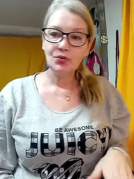 irinamaux online show from 03/11/26, 04:50