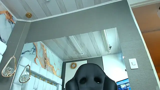 emily madrid online show from 11/08/25, 05:44